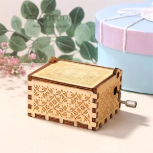 1Pcs Small Handy Music box Gifts for happy birthday wooden Randomly Shape (LIGHT RED Edition)B0DJRTLPXM