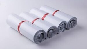 Shipping bags with a pocket for the shipping policy (1 kg) Small size (25 * 30) cm - Shipping bags -B0C4HLVMQP