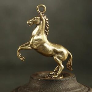 1pcs - [H 4.8*L 3.7*W 1.2cm ] Mini Vintage Brass Ornaments Figurines Running Horse Statue Car Key Chain Pendant Office Desktop Decorations Craft Toys Gift-B0CMZDPP7P