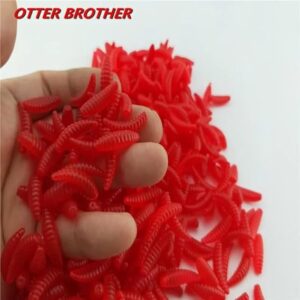 20pcs/lot Random Silicone Bait Maggot Grub Soft Fishing Lure 2cm 0.3g Artificial Bread Smell Worms Gear For Winter Glow Accessories (Random Color)
