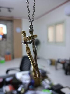 (1 Pc) New Exaggerated Stereoscopic Two People Hugging Metal Vintage Long Drop Necklace for Women Girls Party Jewelry (5.5 Long)-B0CX238M1G