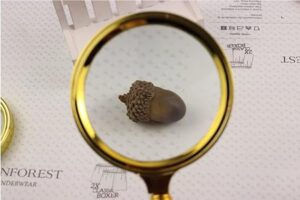 Handheld Reading Magnifying Glassing-Magnification, High-Definition, Can Be Used for Jewelry and Jade Identification 80mm-B0BHR89HJJ