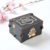 1Pcs Handy Music box Gifts for happy birthday wooden Randomly Shape (Random Color) (R)-B0DJN65ML9