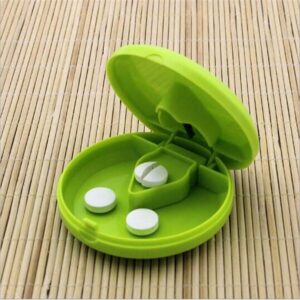 [1Pcs - Random Color ] 1PC Medicine Pill Holder Tablet Cutter Splitter Pill Case Mini Useful - B0DLVH4X2H