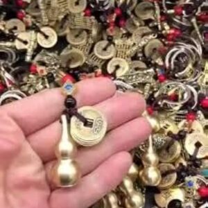 1 pcs - Handmade Rope Lucky Feng Shui Hanging Vintage Brass Money Bag Keychain Pendant Jewelry Ancient Five Emperors Coins Car Key Chain (B)-B0BNXVCJWX