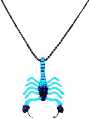 Unique Scorpion Pendant Chain Necklace, Stainless Steel Accessory for Men, Trendy Hip-Hop Style Jewelry with Hollow Out Design 60Cm Random Color-B0DLB5CWQC