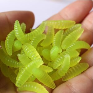 [50PCS] 2cm 0.3g Maggot Grub Soft Fishing Lure Hooks Smell Worms Glow Shrimps Fish Lures (Random Color)-B0CGTQSH1L