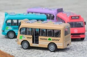 41x+cBpedgL._AC_ 1Pcs 1:43 Bus Car - Can Open The Door Bus Gifts Inertial Fall-Resistant Car Model (Purple) 12 * 7 * 5.5 Cm-B0DFQ8Q4KP
