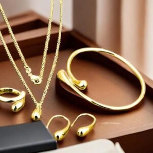 4pcs Classic Love Wedding Jewelry Set Women Water Drop Earrings Necklace Bracelet Ring for Personality Birthday Ladies Gift Set (All Size)-B0DSH2H967