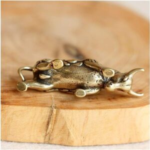 1Pc Creative For Keychain Brass Wall Street Bullfighting Key Ring Pendant Vintage Copper Lucky Bull Keychain Charm Chinese Feng Shui Hanging Jewelry Decor for your Keychain Without Ring-B0CC269TJ3