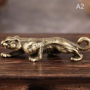 1pcs - 5 * 3 CM - Small Chinese Mini Retro Collectable Chinese Brass Carved Chinese Ancient Beast Flying Pixiu Home Ornaments Copper Figurines Fengshui Statue (N047)-B0D37XXRFL