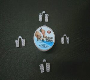 4 PC - Prevent SnoringNose Congestion Help SleepSnoring DeviceNose Breathing Relieve SnoringAid Nasal Congestion Clip Cure Snoring Tool (White, Mixed Size)-B0DY6R53N1