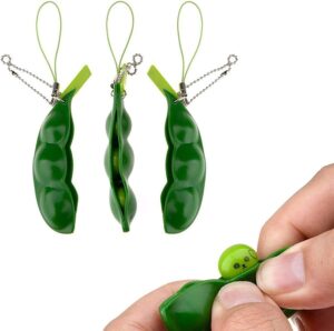 Three pieces Fidget Bean Squeeze Bean Edamame Keychain Fidget Toy with Funny Facial Expressions,Pea Keychain for Kid and Adults Improve Focus Toy-B0968XZSMQ