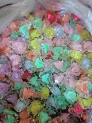 100PCS Mini Acrylic Beads 15mm Beads for Jewelry Making Bracelets Necklaces Earrings Key Chains Accessories DIY Crafts Valentine Christmas Birthday Gifts Mixed Color (butterflies)-B0DFH31G7G
