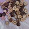 Colorful 30 pcs 17mm Wooden Sewing Buttons Wood Buttons Apparel Supplies Accessories 2-Holes Vivid (Color: 17 mm)-B0DYFCSKB8