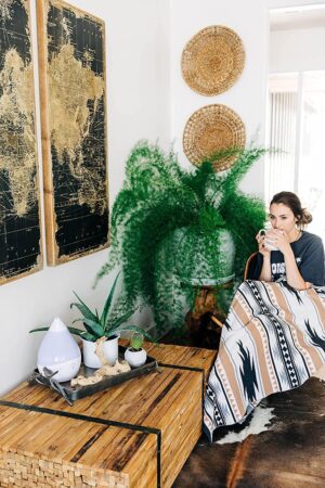 Nikuwaxi 3 L Ultrasonic Cool Mist Humidifier, Essential Oil Diffuser, Whisper Quiet Operation, Automatic Shut-off, 7 Color LED Night Light Function for Bedroom, Home, Office and Plants-B0BW36451Y