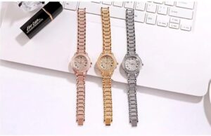 [ 1pcs -Rose Gold] Hot Fashion Women Luxury Diamond Watches Bracelet Ladies Quartz Watch Rose Gold, Silver, Golden as shown Womens Wristwatch Shiny Crystal Reloj Mujer-B0DZ9NLQQ9