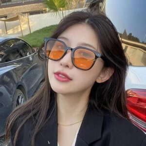 New Gradient Blush Glasses Black Frame Sunglasses Women's Fashion Sunglasses Men's Sunscreen Glasses Width 14Cm-B0DFMCQ37Z
