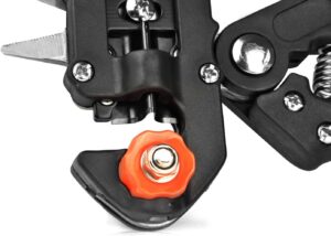 Signstek Gardening Fruit Tree Branch Grafting Cutting Tool Professional Pruner Shear Snip with 2 Extra Blades & Grafting TapeB00JRWFGWE
