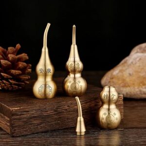 1Pcs Chinese Good Luck Brass Gourd Figurine Crafts Bagua Diagram Pattern Charm Amulet Statue Sculpture Feng Shui Home Decoration Random (ACLJY688-7)-B0DS6J7HHW