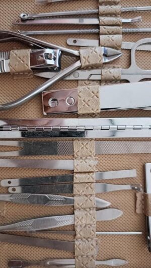 21pcs Nail Clipper Kit Nail Care Set Pedicure Scissor Tweezer Ear pick Manicure Set Tool with Deluxe Carrying Case-B0FG72L32P