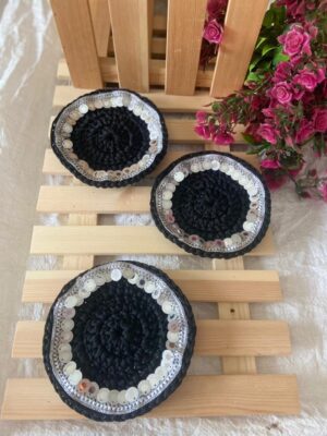 5 Pcs Handmade Crochet Coaster plates for cubs and mug عدد 5 قطع تشكيلة متنوعه من قواعد الاكواب والمج مصنوعة من الكورشية-B0FKBM5WC2