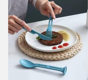 طقم ملاعق بلاستيكية مع وعاء تخزين - ١٨ قطعة - أدوات مائدة خفيفة الوزن وقابلة لإعادة الاستخدام للمطبخ والحفلات والاستخدام الخارجي-B0FRG6C8NW