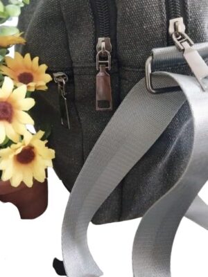 حقيبة كتف أنيقة للرجال والنساء - تصميم عملي وأنيق (25 × 35 سم)-B0FR97NC9Y