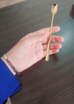 ملعقة قهوة وحلوى ذهبية طويلة - تصميم أنيق وفخم، قطعة واحدة، ١٥ سم * ١.٥-B0FPCVK6FR