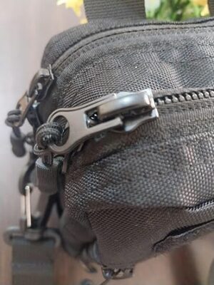 حقيبة كتف تكتيكية سوداء - حقيبة كروس عسكرية بحزام قابل للتعديل، حقيبة متعددة الجيوب (15×12 سم)-B0FSDNXGGN