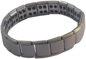 سوار العلاج المغناطيسي الفاخر للرجال والنساء - طول 22 سم - من الفولاذ المقاوم للصدأ - لتخفيف الألم والحصول على فوائد صحية - تصميم أنيق وقابل للتعديل-B0FTZ3YWWM