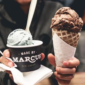 ملاعق بلاستيكية صغيرة عالية الجودة للاستخدام مرة واحدة. تتميز هذه الملاعق بحجمها المثالي (9.5 سم)، وهي مثالية للحلويات والمقبلات الصغيرة-B0FTZ626YF