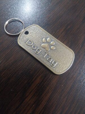 سلسلة مفاتيح معدنية للكلاب مع بصمة مخلب - سلسلة مفاتيح متينة لتعريف الحيوانات الأليفة، 2 × 4 سم-B0FSZLD5YK