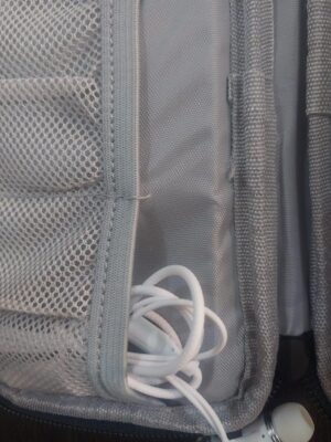 حقيبة سفر لتنظيم الأجهزة الإلكترونية - حقيبة تخزين محمولة للكابلات، وبنك الطاقة، والشواحن، والقرص الصلب، والملحقات - صغيرة الحجم وخفيفة الوزن (19 × 12 سم) - أسود-B0FTM3QGC8