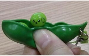 سلسلة مفاتيح مصنوعة من فول الصويا والبازلاء من شركة Squeeze-a-bean للهواتف المحمولة والمفاتيح - باللون الأخضر-B0G2GF5LV1