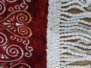 سجادة صلاة إسلامية فاخرة – مخمل ناعم بتصميم مطرز أنيق مقاس 65 × 122 سم-B0G1M8MHWZ