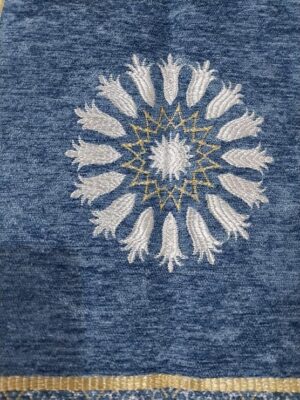 سجادة صلاة إسلامية فاخرة – مخمل ناعم بتصميم مطرز أنيق مقاس 65 × 122 سم-B0G1M8MHWZ