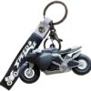 سلسلة مفاتيح على شكل دراجة نارية مع حزام، إكسسوار تزييني مبتكر لمفاتيح السيارة