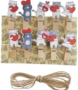 مجموعة مشابك صور خشبية لطيفة على شكل قطة محبة مع خيط - مشابك زخرفية للصور والملاحظات والأعمال اليدوية - لون عشوائي