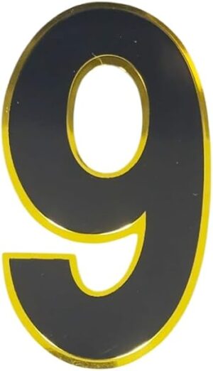 رقم باب شقة، لون أسود بإطار ذهبي، مزود بخيار التركيب باللون الأبيض، طول 9 سم * عرض 5 سم