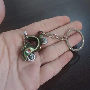 51mGMhdIQgL._AC_SY500_ سلسلة مفاتيح ثلاثية الأبعاد على شكل دراجة نارية، معدنية للرجال والنساء - متعددة الألوان
