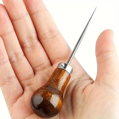 أداة ثقب يدوية من خشب الزان،