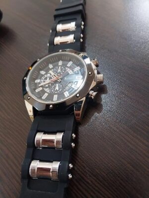 ساعة رياضية رجالية أنيقة من الفولاذ المقاوم للصدأ مع سوار سيليكون أسود - هدية