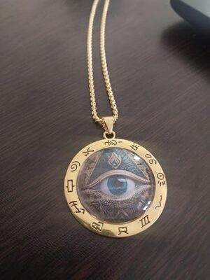 قلادة أنيقة على شكل عين مصرية مع سلسلة من سبائك ذهبية اللون - تصميم هيروغليفي معقد، مثالي لعيد الهالوين والكريسماس وأعياد الميلاد-B0G4JT5JXF