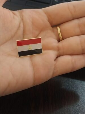دبوس شارة علم مصر - دبوس شارة مطلي بالمينا على شكل علم مصر الوطني