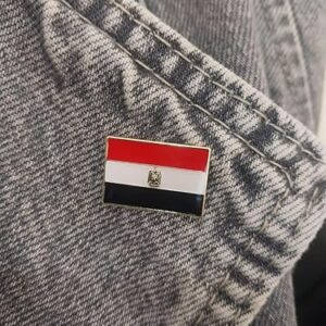 دبوس شارة علم مصر - دبوس شارة مطلي بالمينا على شكل علم مصر الوطني