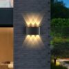 مصباح جداري عصري LED أسود دافئ بإضاءة دافئة 6 واط، برأسين، إضاءة علوية وسفلية، مناسب للحدائق، مقاس 16.5 × 7.5