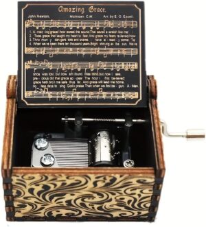 صندوق موسيقي يدوي، صندوق موسيقي خشبي "أمايزينج جريس" مع كلمات محفورة، تصميم كلاسيكي، خشب بني، 6.3 × 5 × 3.8 سم، لا يحتاج إلى بطارية