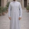 ثوب رجالي رمادي أنيق وكلاسيكي، مثالي للارتداء اليومي والصلاة