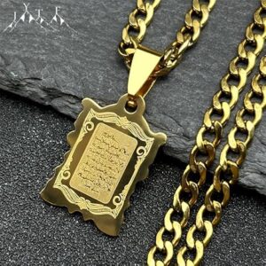 قلادة من الفولاذ المقاوم للصدأ مزينة بقلادة من الخط العربي، وسلسلة ذهبية، ومجوهرات إسلامية للجنسين، بتصميم هندسي مستوحى من الطراز الفرنسي، ولمسة نهائية مصقولة